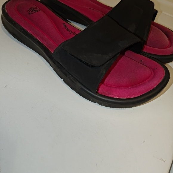 Slides - Picture 4 of 4